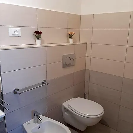 La Casa Di Paolo 3*